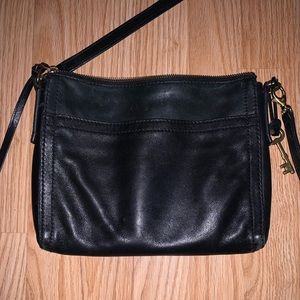 Fossil Black Leather Corssbody Medium sized bag